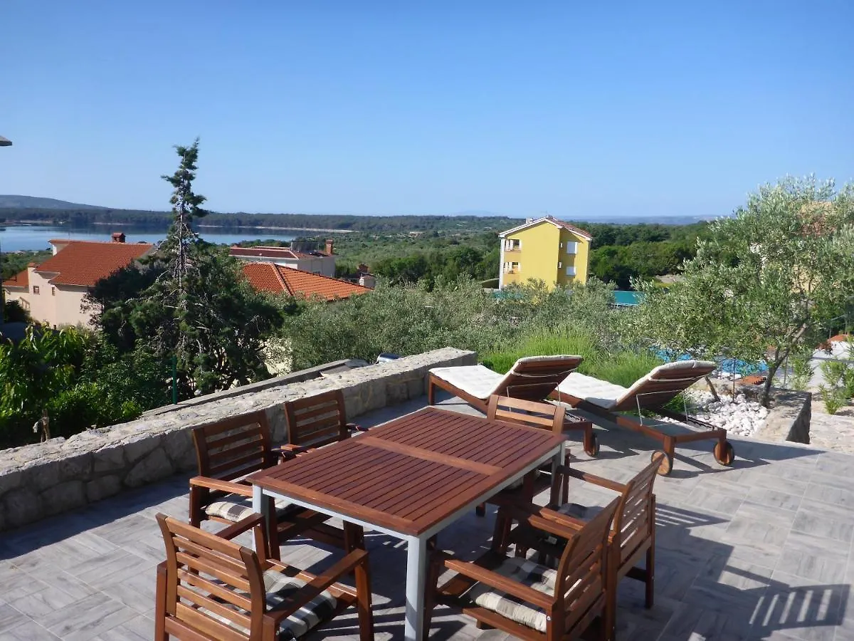 Comfortable Apartment Lavanda Kornic