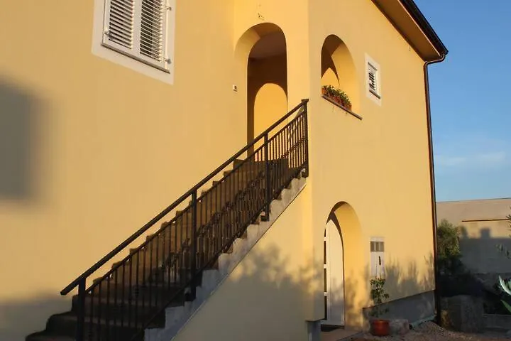 Comfortable Apartment Lavanda Kornic